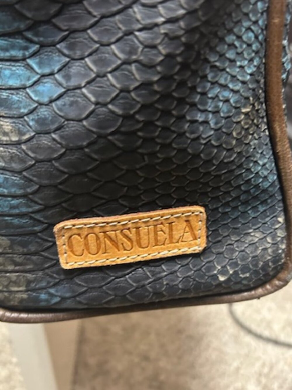 Consuela Rattler tote bag - Picture 3 of 4